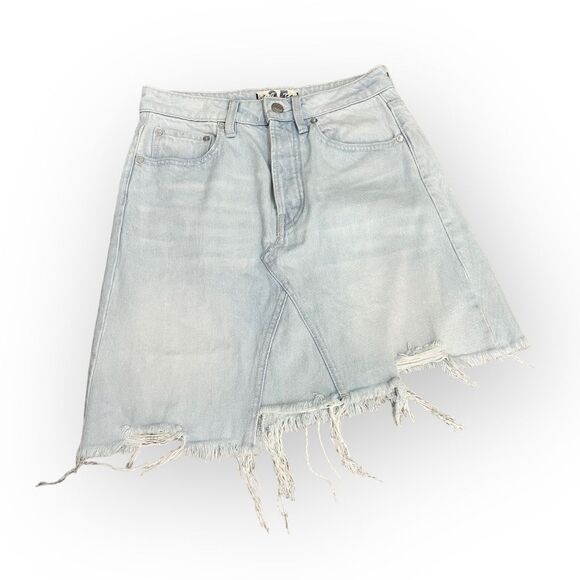 FREE PEOPLE GOING ROGUE DENIM SKIRT OB962056 RAW ASYMMETRIC HEM TIDAL WAVE SZ 25 - Picture 5 of 13